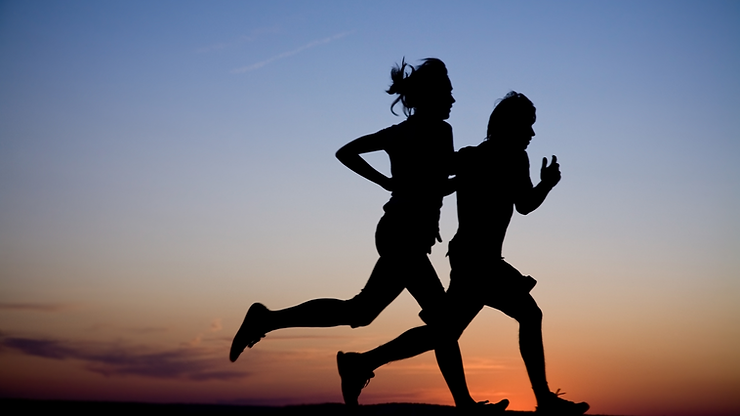 two people using running as a natural way to manage anxiety